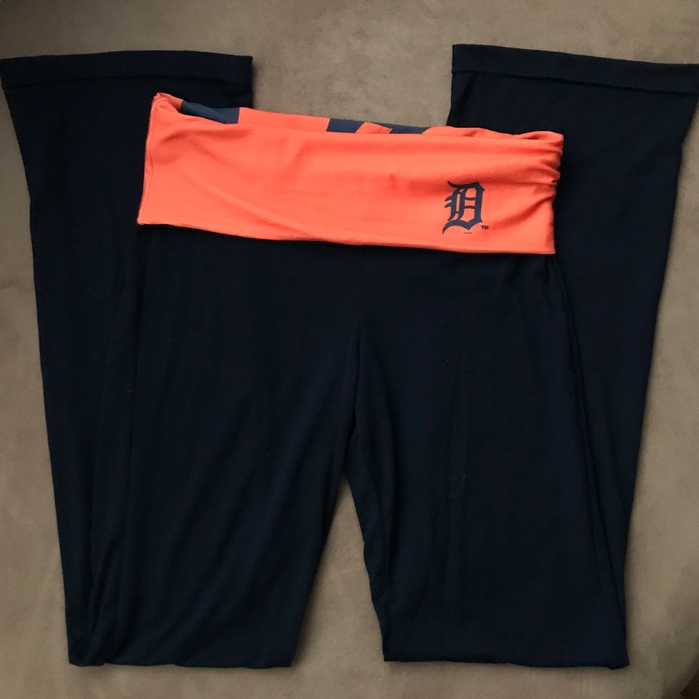 Detroit Tigers baseball lounge pants